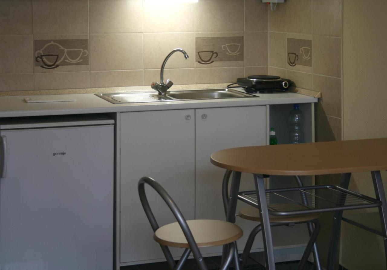 Víctor Hugo Central Apartment Budapeste Exterior foto