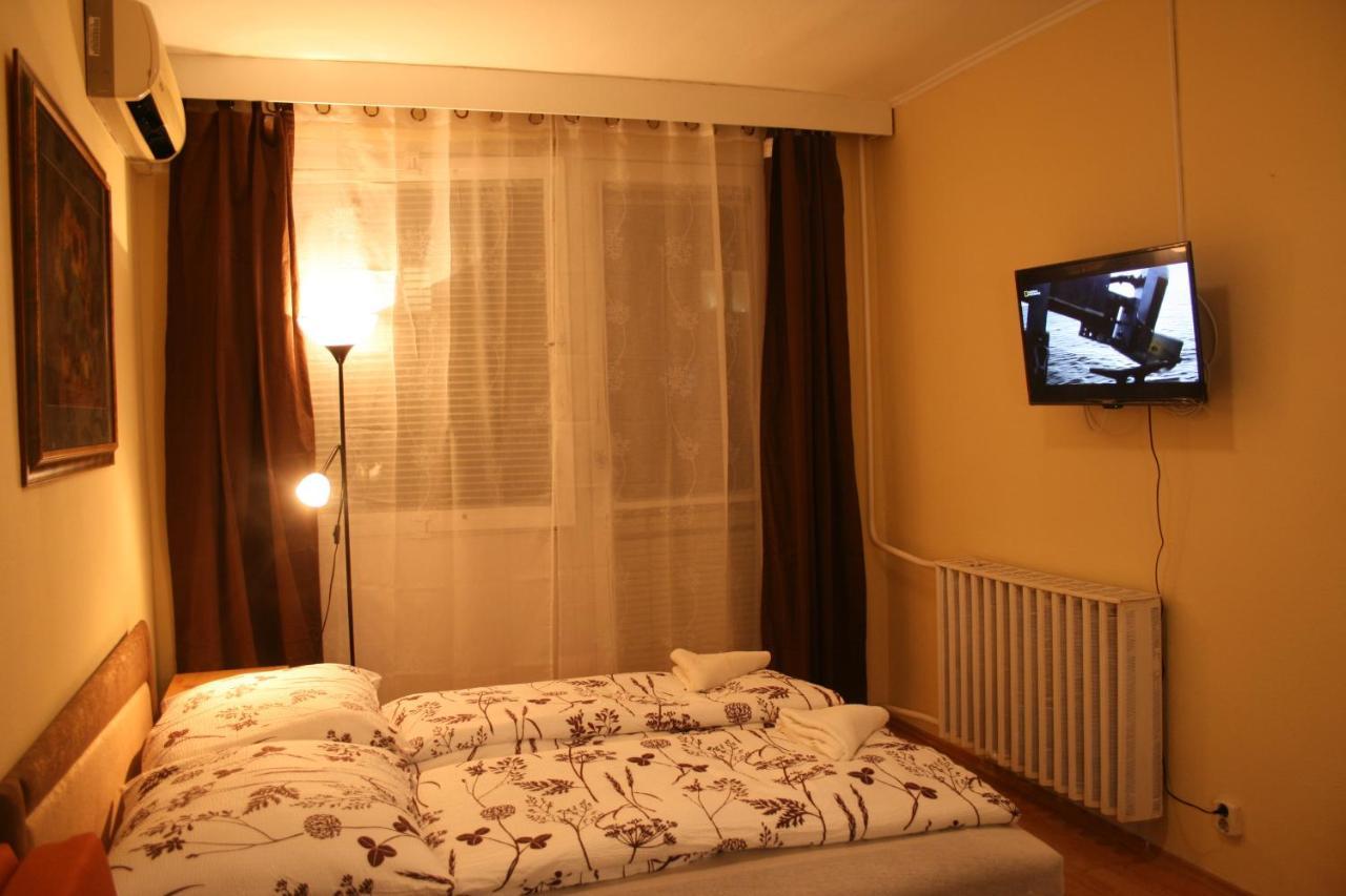 Víctor Hugo Central Apartment Budapeste Exterior foto